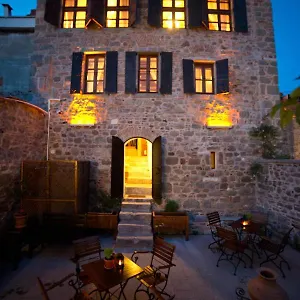 Aristonicus Boutique *** Bergama