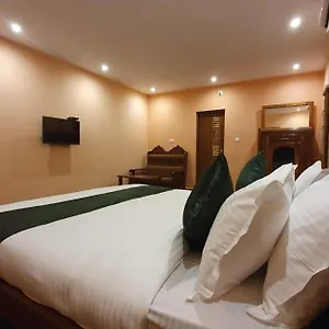 Elephant Valley Resort 3*, Pulpally India